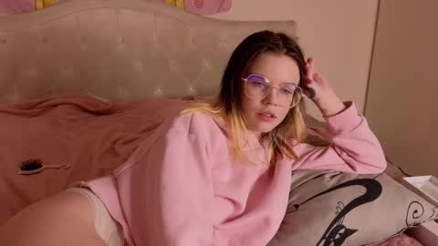 Snapshot of afterdarkduo chatting on 11.28.25 afterdarkduo online show from 11.28.25