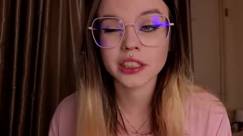 Snapshot of afterdarkduo chatting on 01.07.26 afterdarkduo online show from 01.07.26