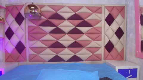 Ana online show from 10.29.25