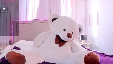 Agata Volkov online show from 03.20.26