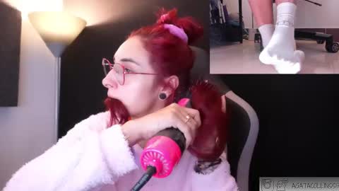 Agata Collinss online show from 02.13.26