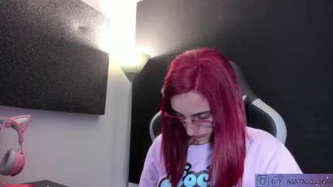 Agata Collinss online show from 02.25.26