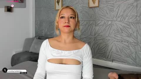 Agatadelphine online show from 07.04.26