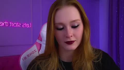 Snapshot of agatafoxley chatting on 07.17.26 AgataFoxley online show from 07.17.26