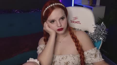 Snapshot of agatamoonlight chatting on 12.26.24 Agata online show from 12.26.24