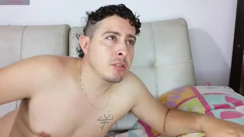 independent model online show from 05.05.26