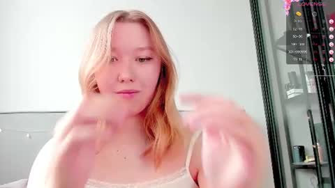 Snapshot of agatha_mayson chatting on 06.30.26 agatha_mayson online show from 06.30.26