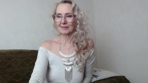 Snapshot of agatha_moore_ chatting on 02.24.25 Agatha online show from 02.24.25