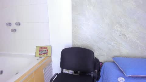 Snapshot of agatha_pleasure chatting on 07.04.26 agatha_pleasure online show from 07.04.26