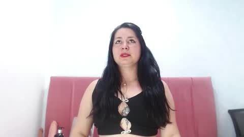 agathacorlincm101 online show from 11.09.25