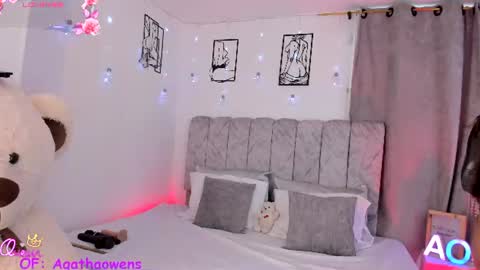 Agatha Owens online show from 08.06.26