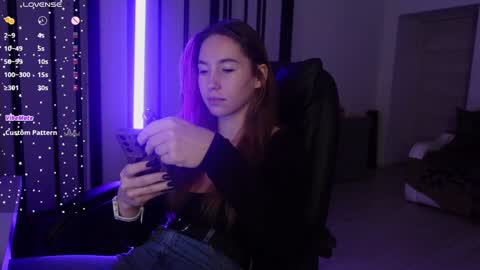 Snapshot of agelina_summer chatting on 12.31.24 Agelina Lilly Laura online show from 12.31.24