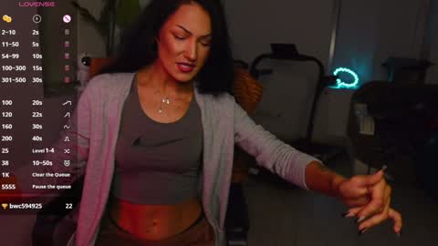 Snapshot of agelina_summer chatting on 01.11.26 Agelina Lilly Laura online show from 01.11.26