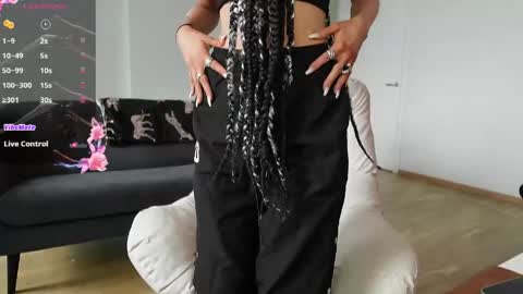 Agelina Lilly Laura online show from 05.14.26