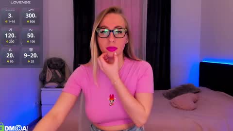 Polly online show from 05.03.26