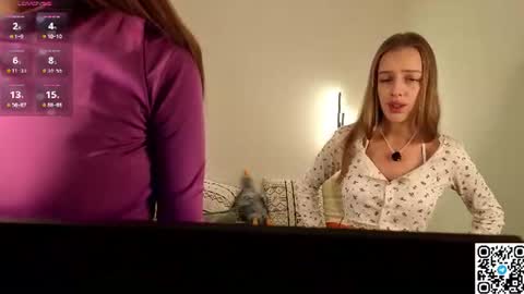 Monica and Bella online show from 07.22.26