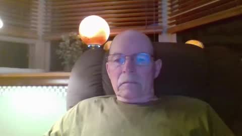 Snapshot of aguynrkfrd chatting on 10.05.25 aguynrkfrd online show from 10.05.25