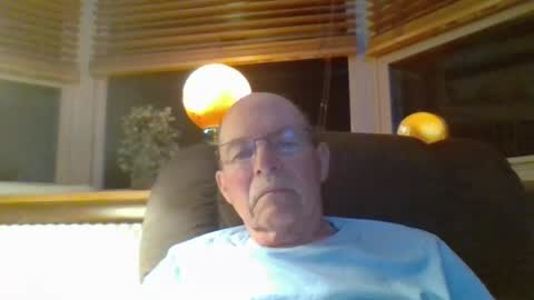 Snapshot of aguynrkfrd chatting on 06.13.26 aguynrkfrd online show from 06.13.26