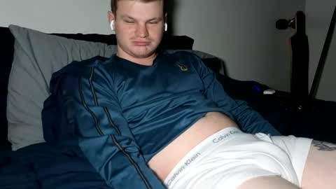 Snapshot of ahblah chatting on 01.10.26 ahblah online show from 01.10.26