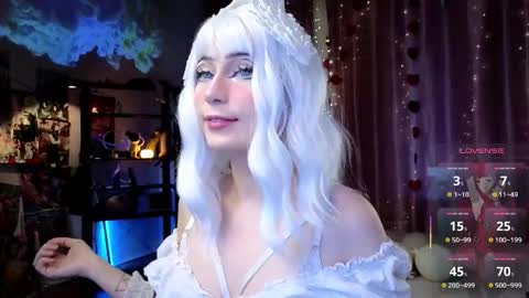 Snapshot of ahegame chatting on 03.09.26 Coraline online show from 03.09.26