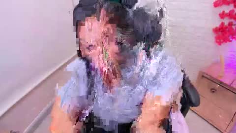 Snapshot of ahisha09 chatting on 02.19.26 Ahisha online show from 02.19.26