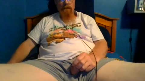 hrnycummer online show from 08.04.26