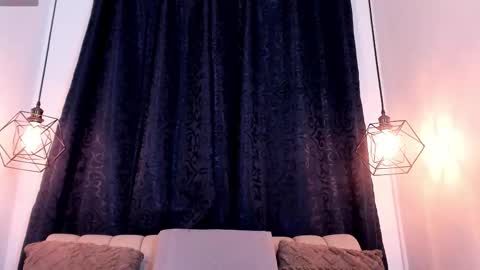 Snapshot of ahsly_ms chatting on 10.17.25 ahsly_ms online show from 10.17.25