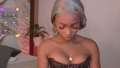 Snapshot of ahvi_ebony chatting on 07.26.26 Ahvi Ebony online show from 07.26.26