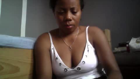 Aicha boobs online show from 01.18.26
