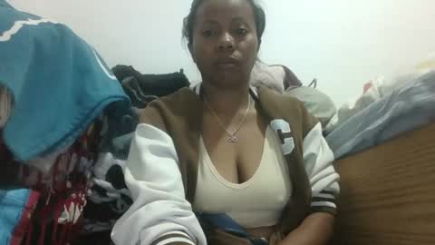 Aicha boobs online show from 07.30.26
