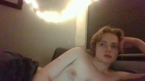 Snapshot of aidenisdunn chatting on 12.18.24 aidenisdunn online show from 12.18.24