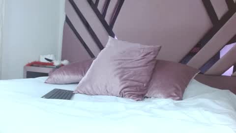 Snapshot of aiilynsmiith chatting on 01.17.26 aiilynsmiith online show from 01.17.26