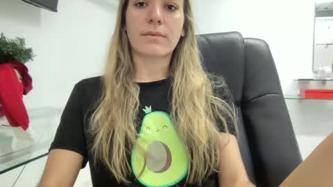 Aile online show from 12.02.24