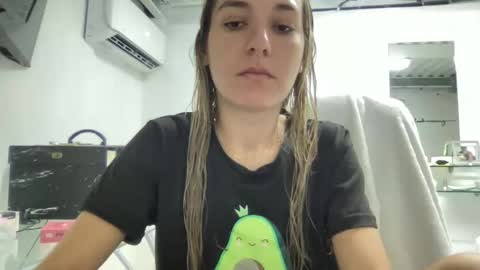 Aile online show from 12.14.24