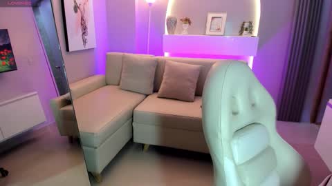 Snapshot of ailee_naughty chatting on 02.27.26 online show from 02.27.26