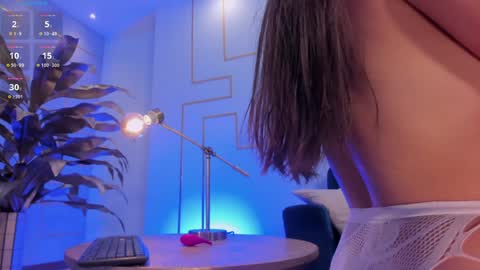  AILEEN VEGA  online show from 01.24.25