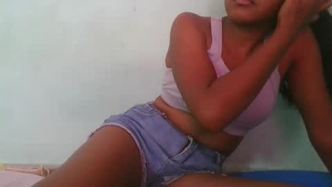 Snapshot of aimeamour chatting on 02.25.25 aimeamour online show from 02.25.25