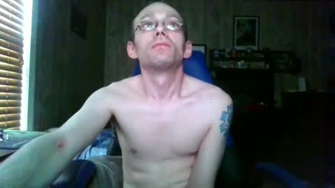 Snapshot of aimz2submit chatting on 12.19.24 aimz2submit online show from 12.19.24