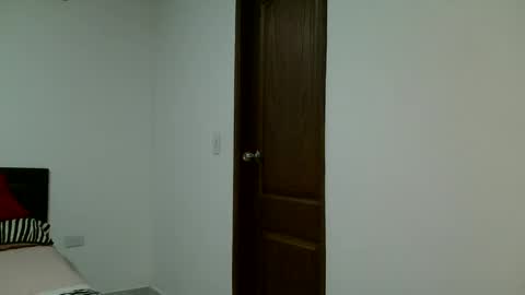 J  online show from 09.14.25