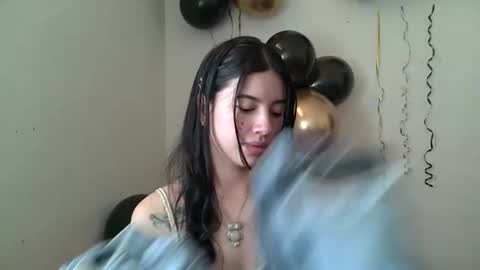 J  online show from 04.14.26