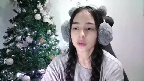 Snapshot of aineangeel chatting on 01.22.25 AINE online show from 01.22.25