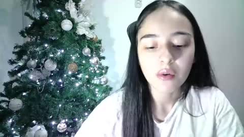 Snapshot of aineangeel chatting on 02.08.25 AINE online show from 02.08.25