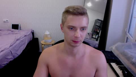 free your mind and your ass will follow online show from 03.25.26