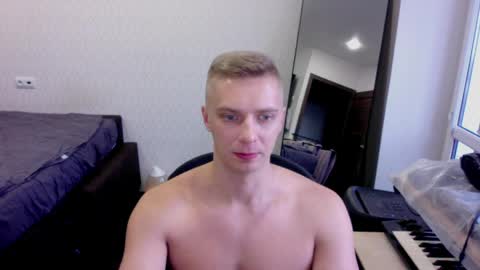 free your mind and your ass will follow online show from 04.04.26