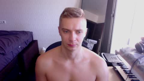 free your mind and your ass will follow online show from 04.10.26