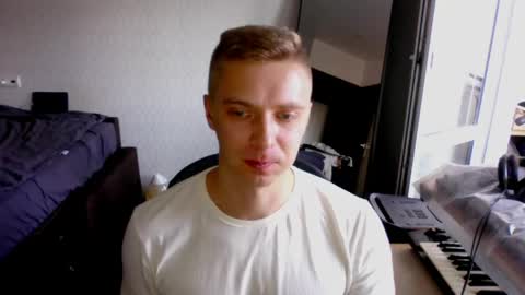 free your mind and your ass will follow online show from 04.12.26