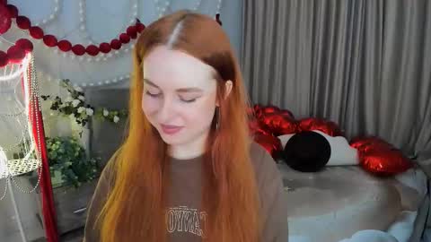 Snapshot of airysilhouette chatting on 02.26.26 Louise online show from 02.26.26