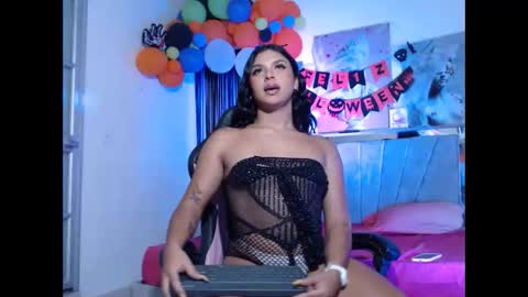 aisha299 online show from 10.17.25