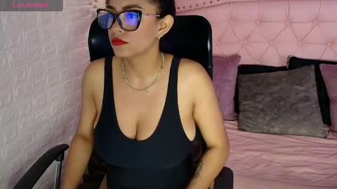 aisha__cambell online show from 05.04.26