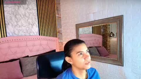 Snapshot of aisha__cambell chatting on 05.14.26 aisha__cambell online show from 05.14.26